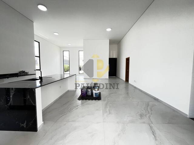 #251 - Casa para Venda em Itupeva - SP - 2