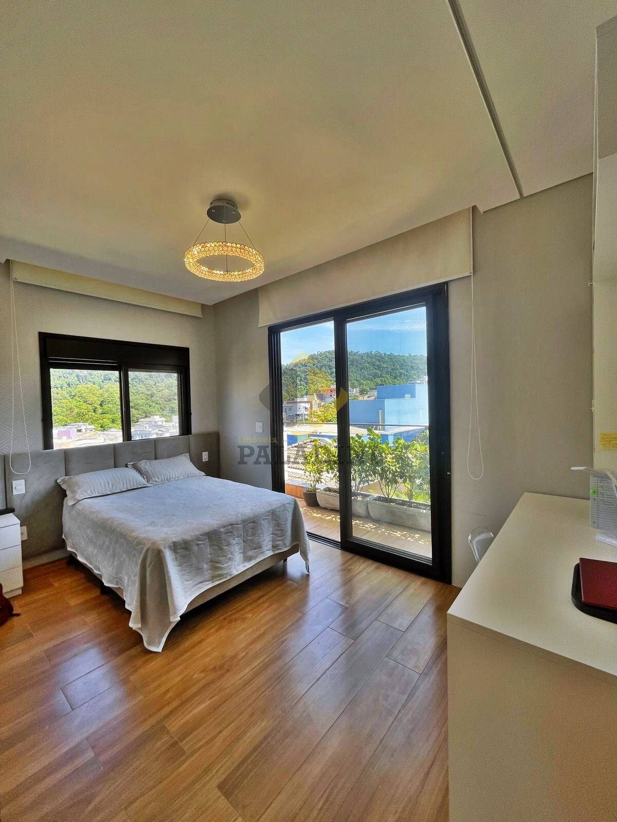 Casa de Condomínio à venda com 3 quartos, 280m² - Foto 24