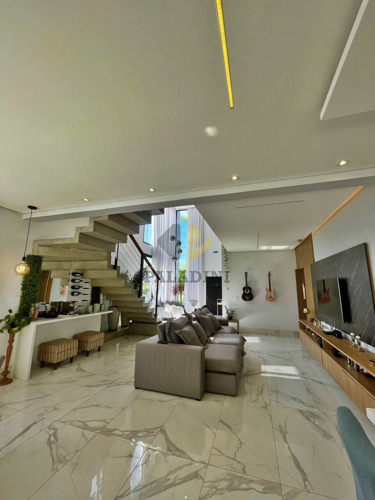 Casa de Condomínio à venda com 3 quartos, 280m² - Foto 2