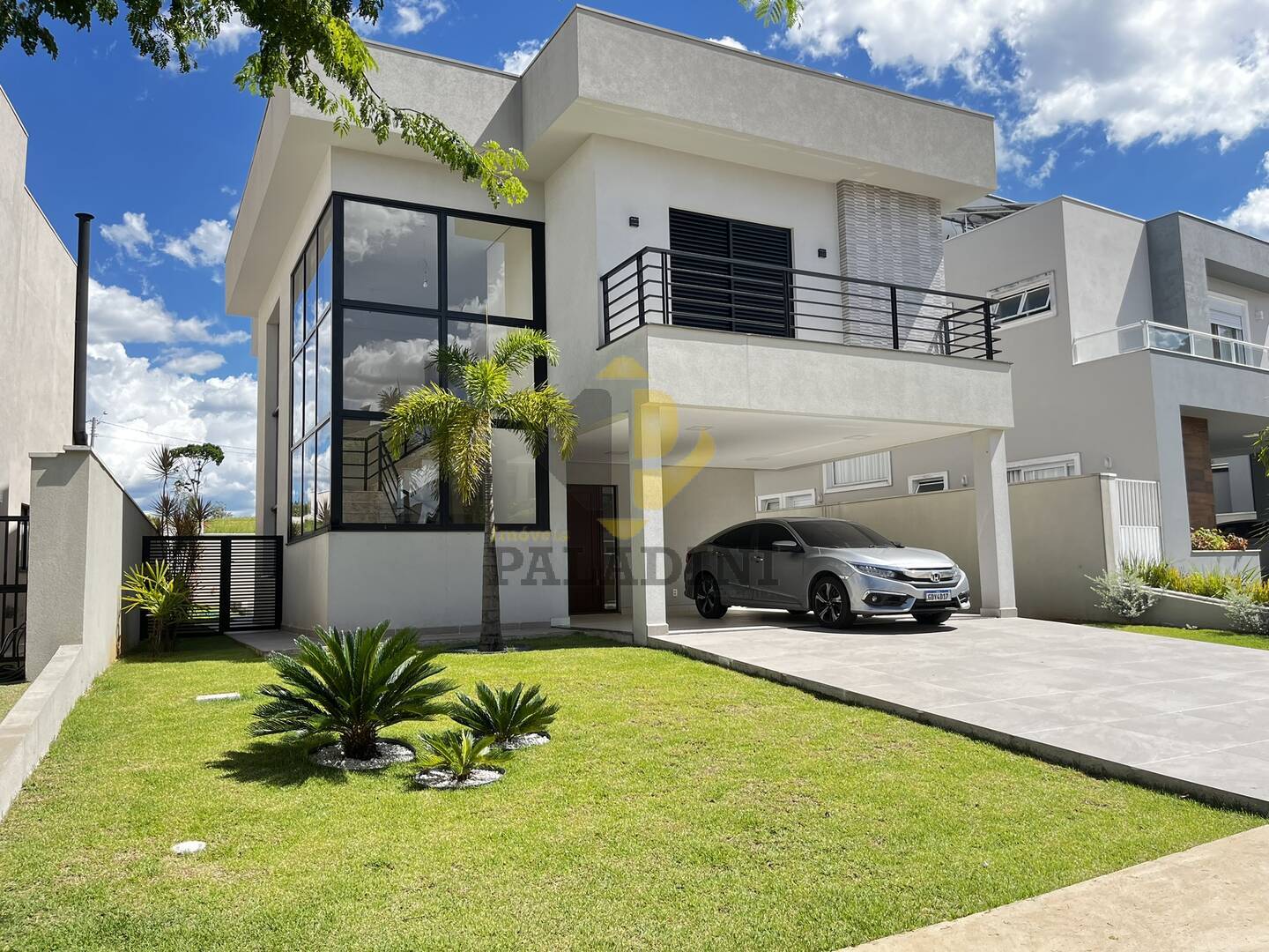 Casa, 3 quartos, 220 m² - Foto 1