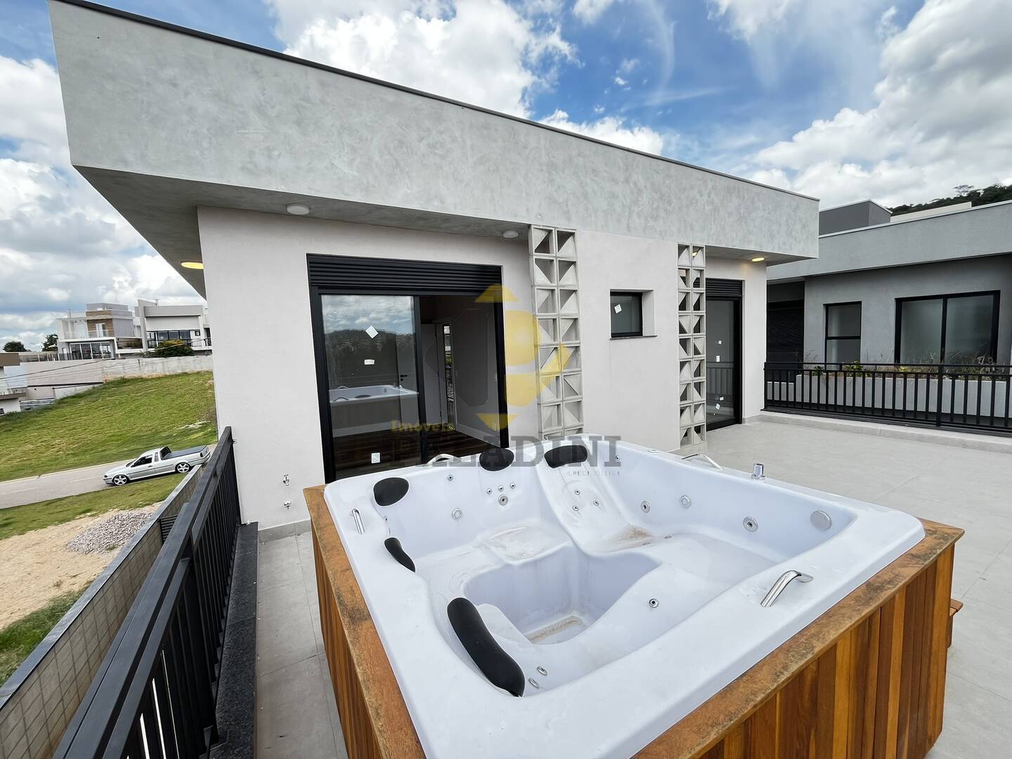 Casa, 4 quartos, 240 m² - Foto 33