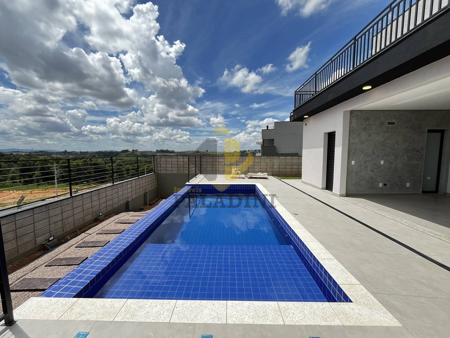 Casa, 4 quartos, 240 m² - Foto 36