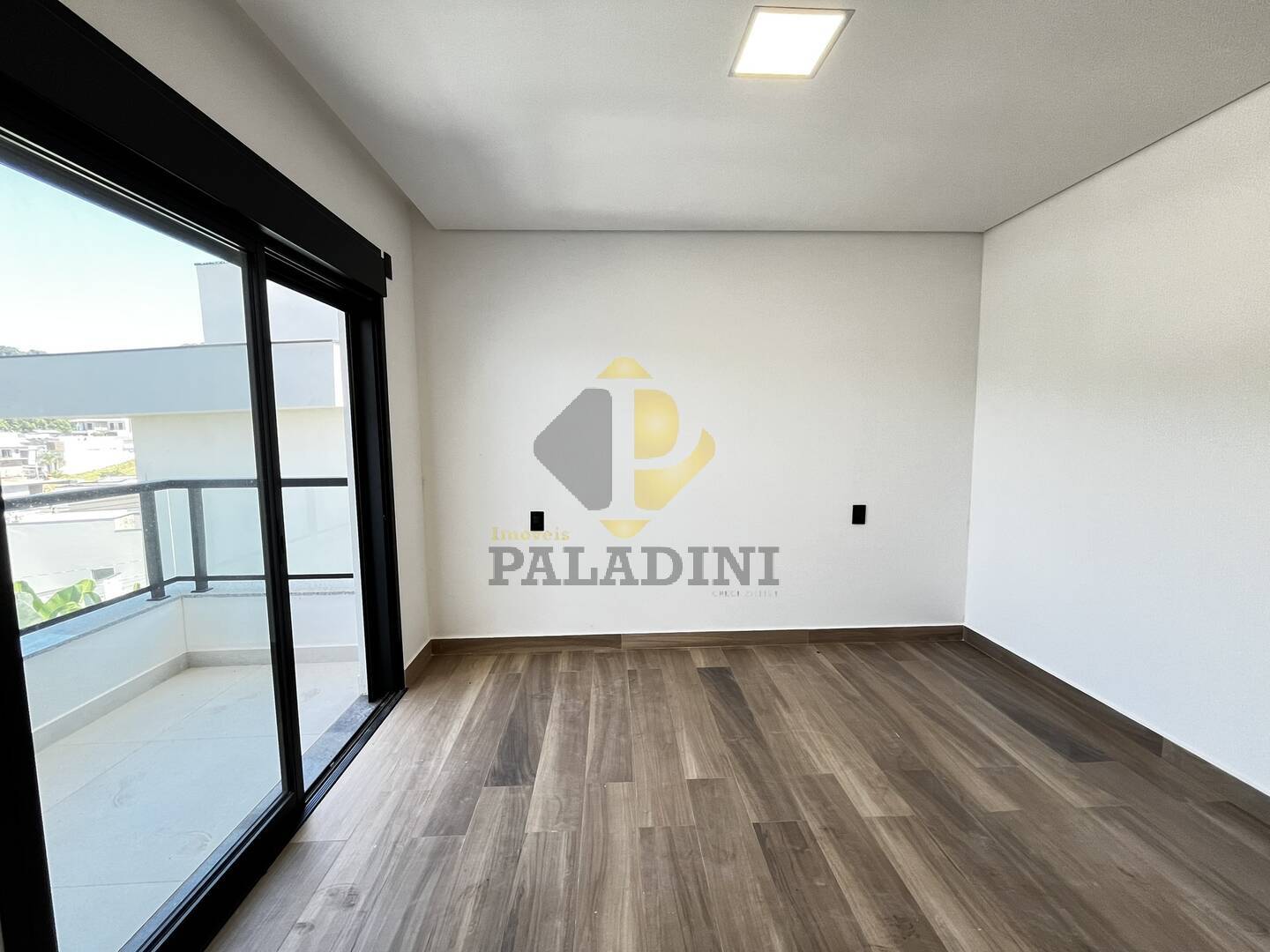 Casa à venda com 3 quartos, 245m² - Foto 15