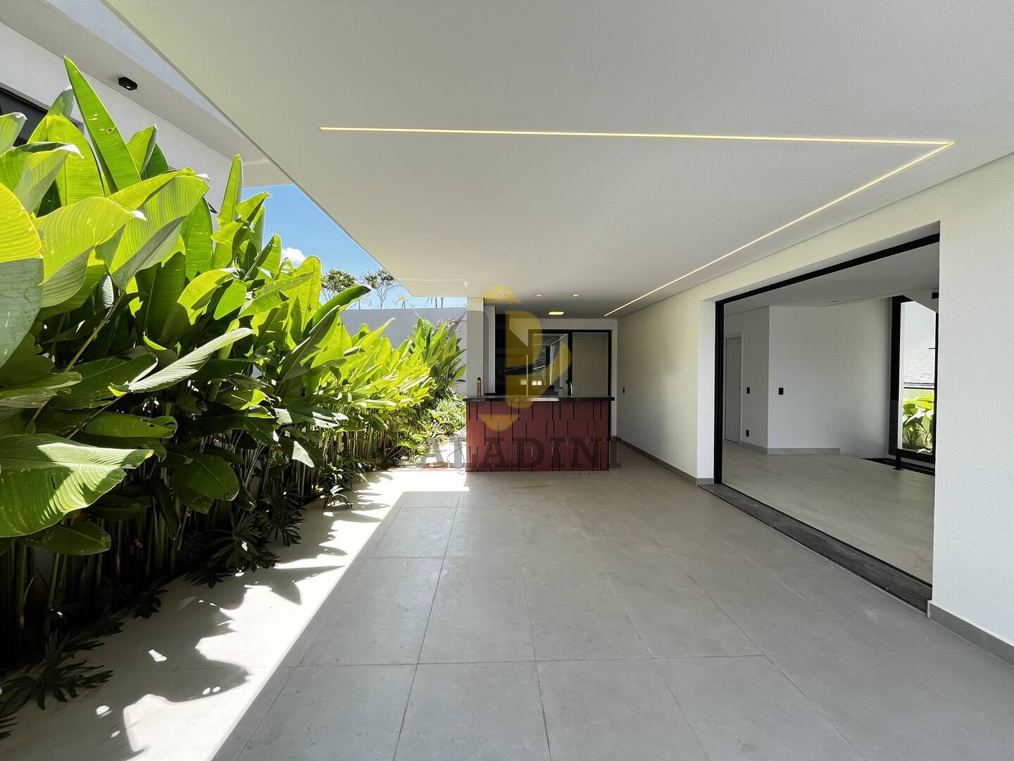 Casa à venda com 3 quartos, 245m² - Foto 6