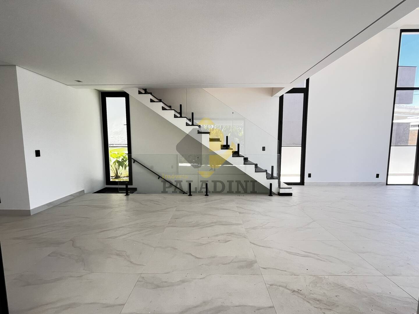 Casa à venda com 3 quartos, 245m² - Foto 14