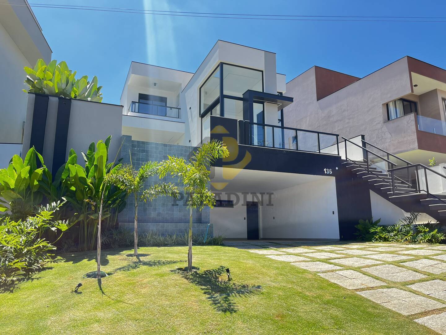 Casa à venda com 3 quartos, 245m² - Foto 27