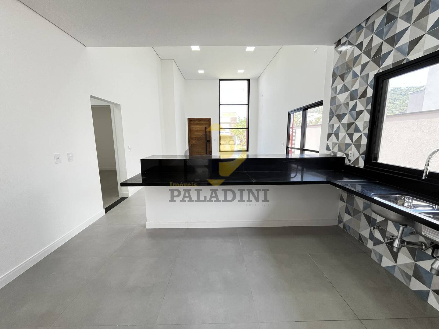 Casa à venda com 3 quartos, 195m² - Foto 8