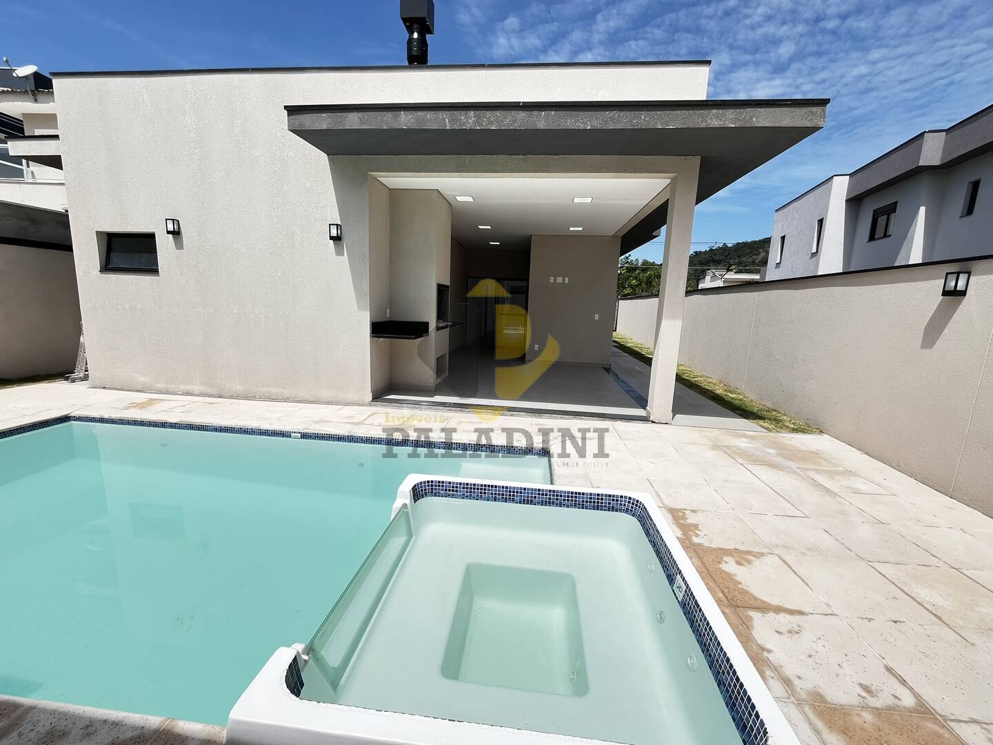 Casa à venda com 3 quartos, 195m² - Foto 26