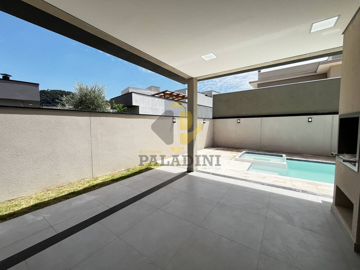 Casa à venda com 3 quartos, 195m² - Foto 29