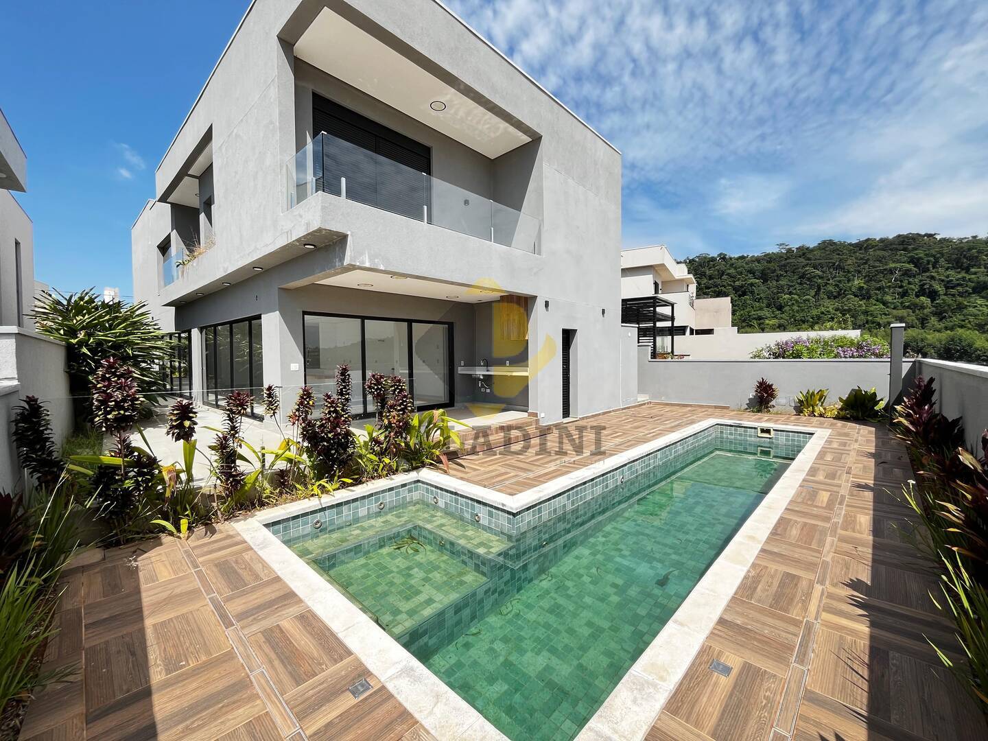 Casa de Condomínio, 4 quartos - Foto 1