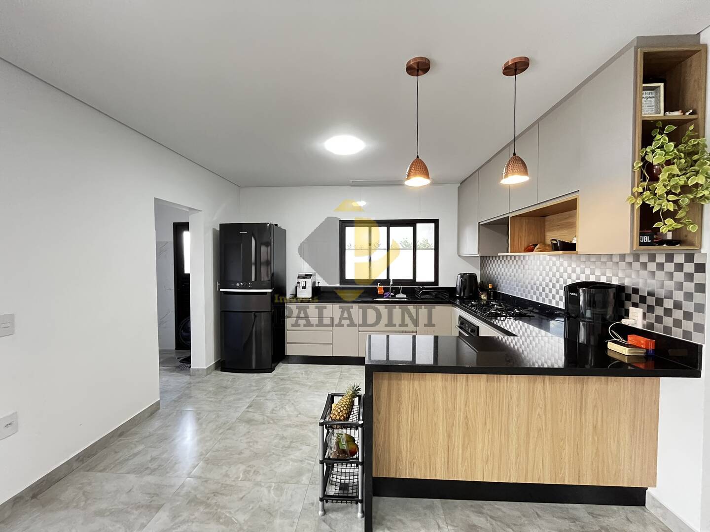 Casa de Condomínio à venda e aluguel com 3 quartos, 243m² - Foto 8