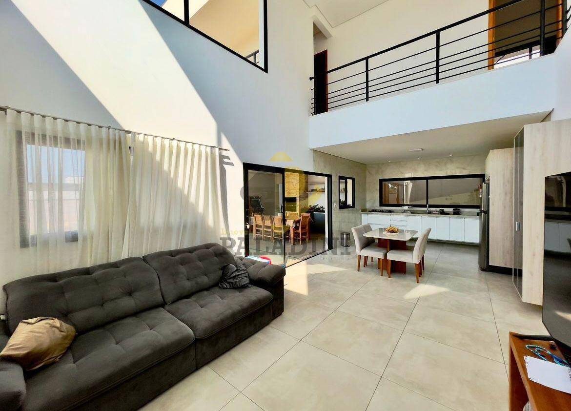 Casa à venda com 3 quartos, 270m² - Foto 2