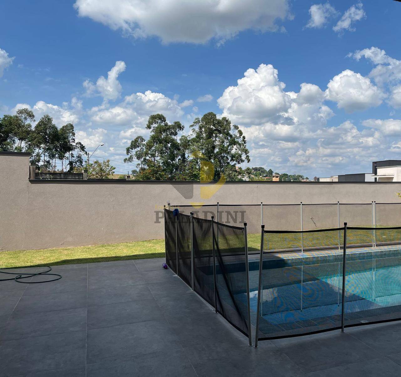 Casa à venda com 3 quartos, 270m² - Foto 8