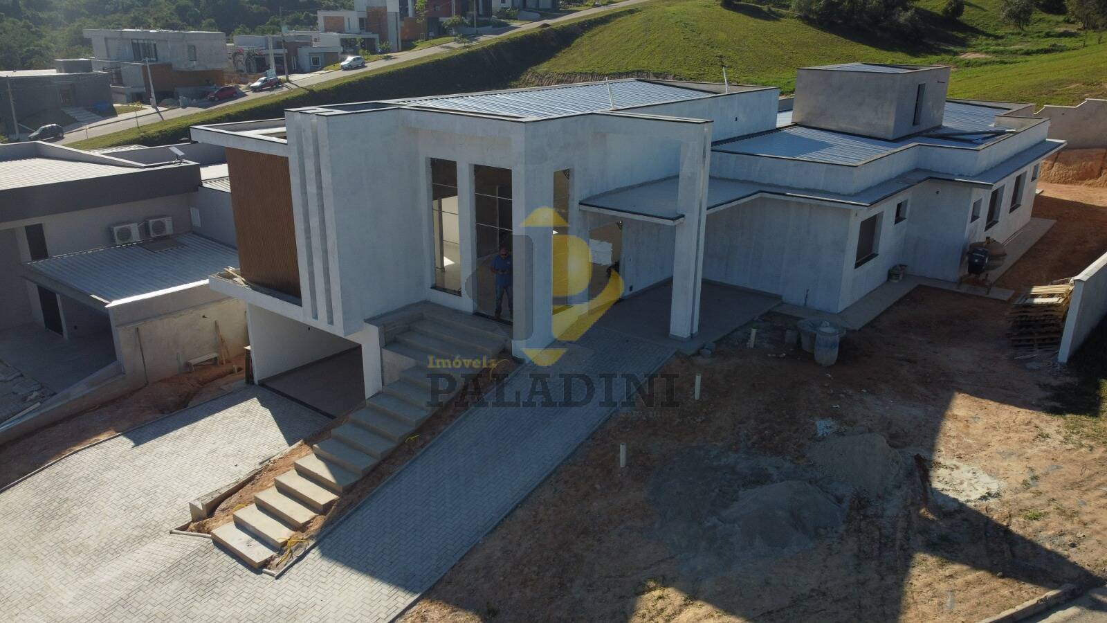 Casa, 4 quartos, 373 m² - Foto 1