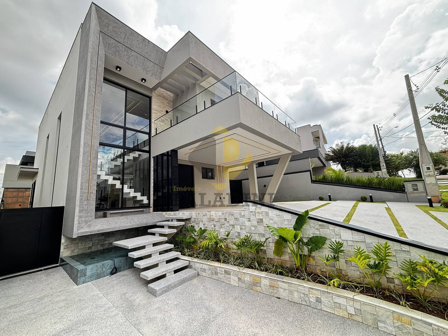 Casa à venda com 4 quartos, 265m² - Foto 4