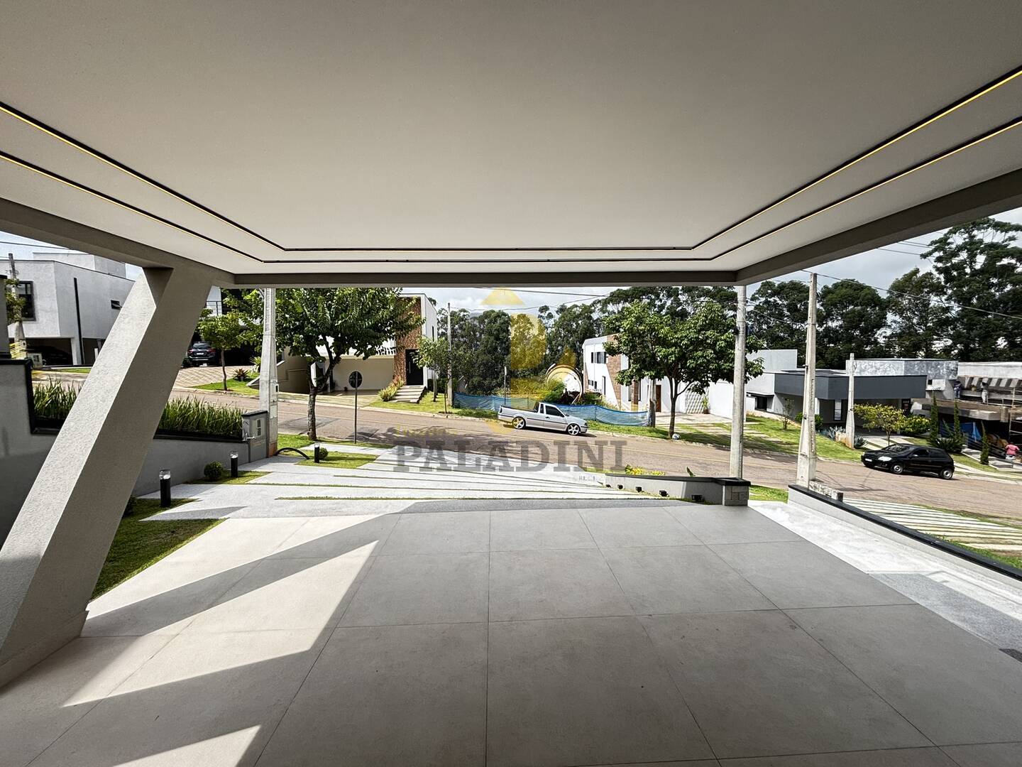 Casa à venda com 4 quartos, 265m² - Foto 7