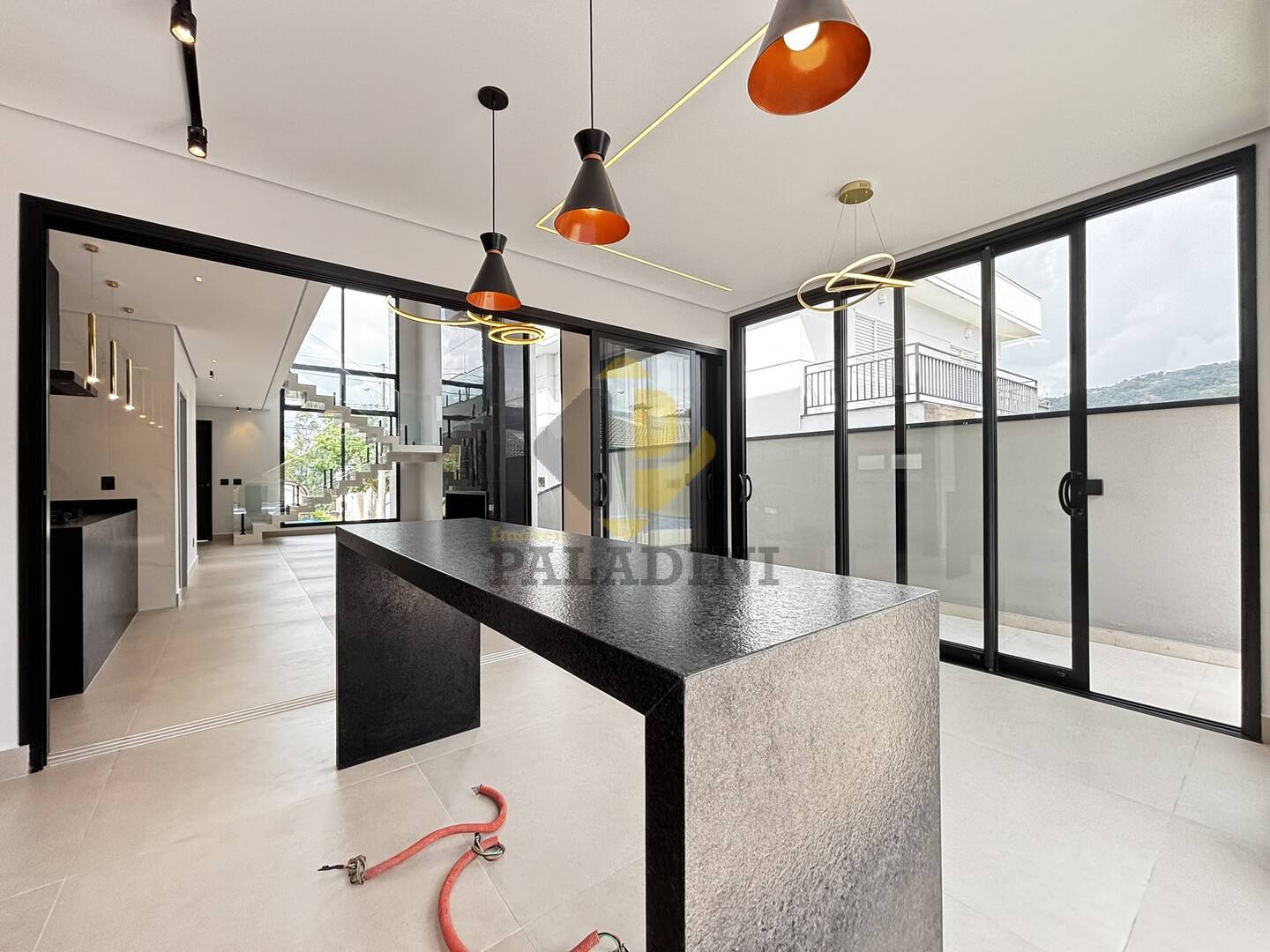 Casa à venda com 4 quartos, 265m² - Foto 21