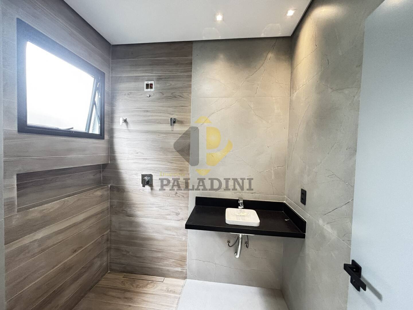 Casa à venda com 4 quartos, 265m² - Foto 59