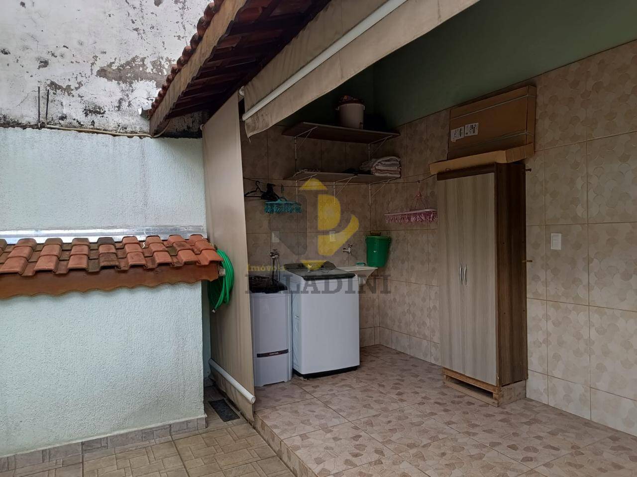 Casa à venda com 1 quarto, 68m² - Foto 17