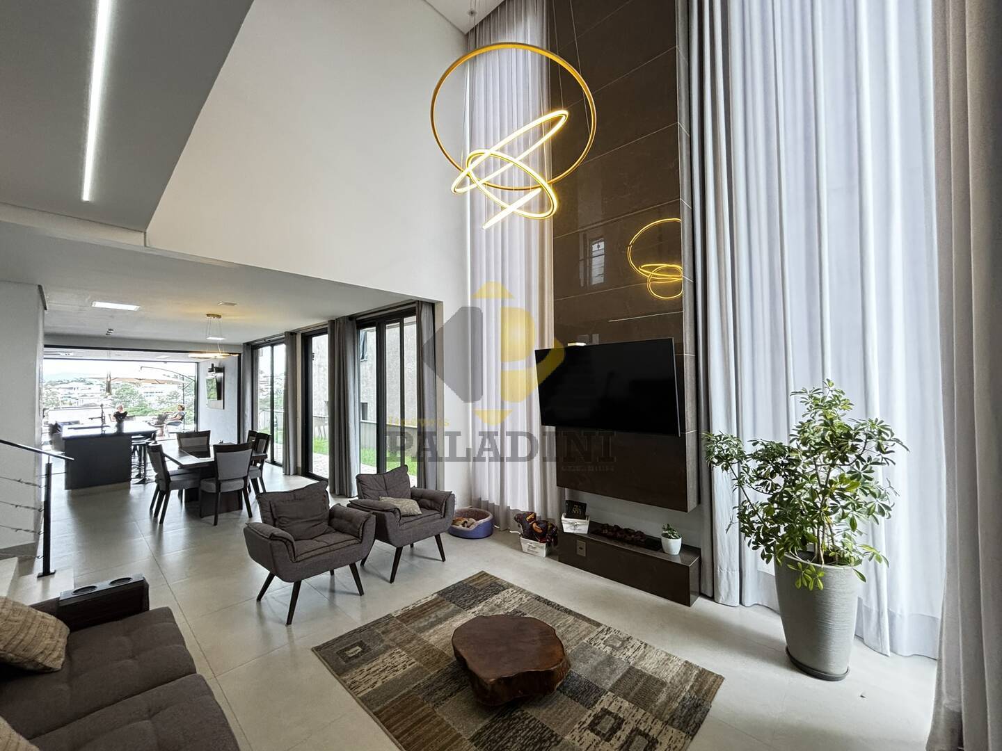 Casa, 4 quartos, 290 m² - Foto 4