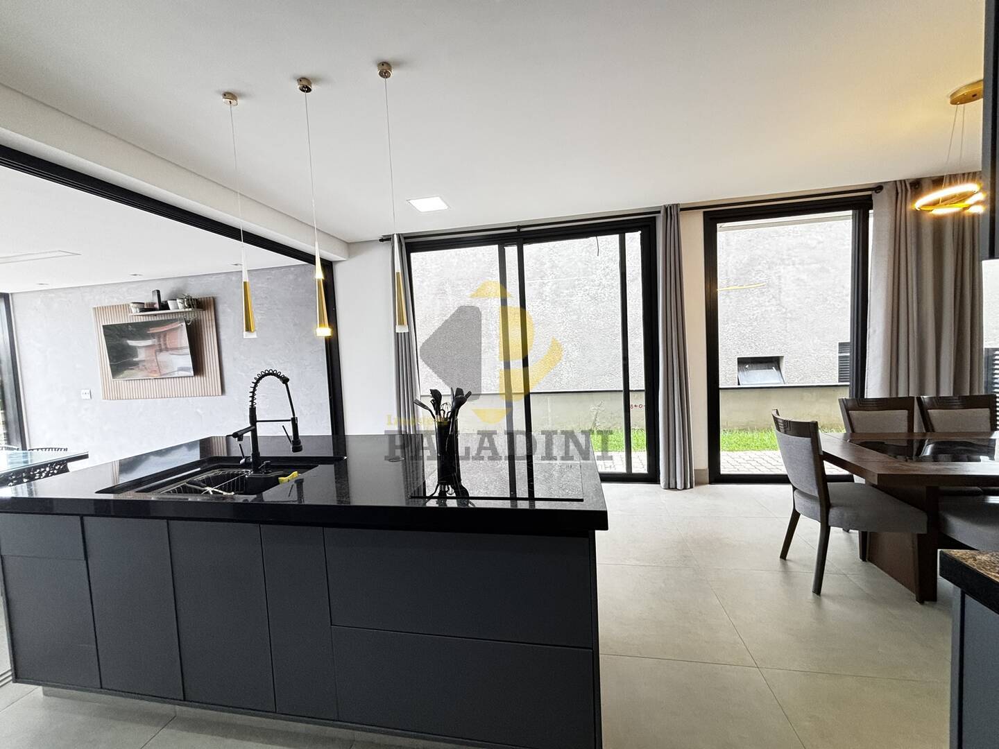 Casa, 4 quartos, 290 m² - Foto 10
