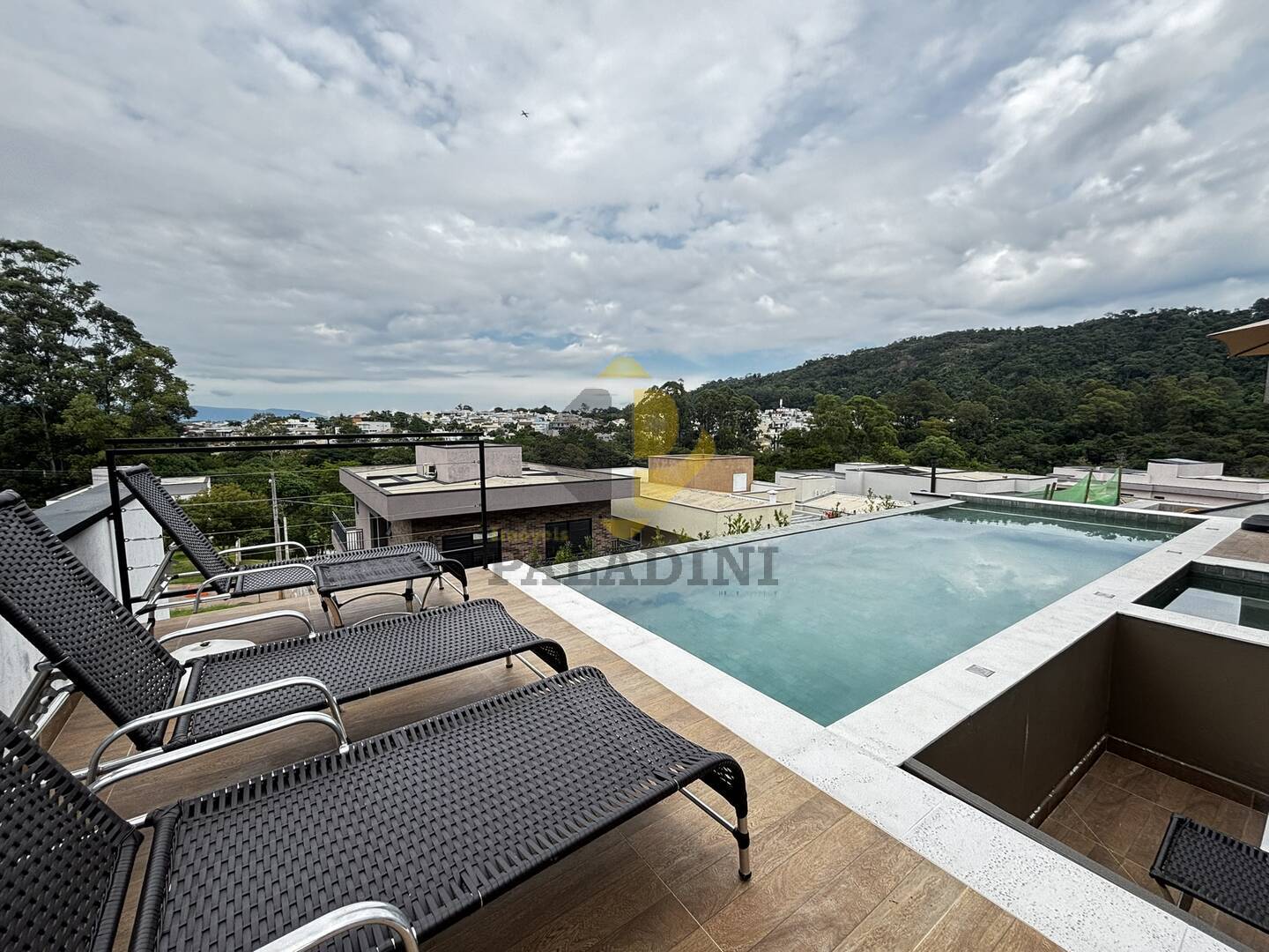 Casa, 4 quartos, 290 m² - Foto 23