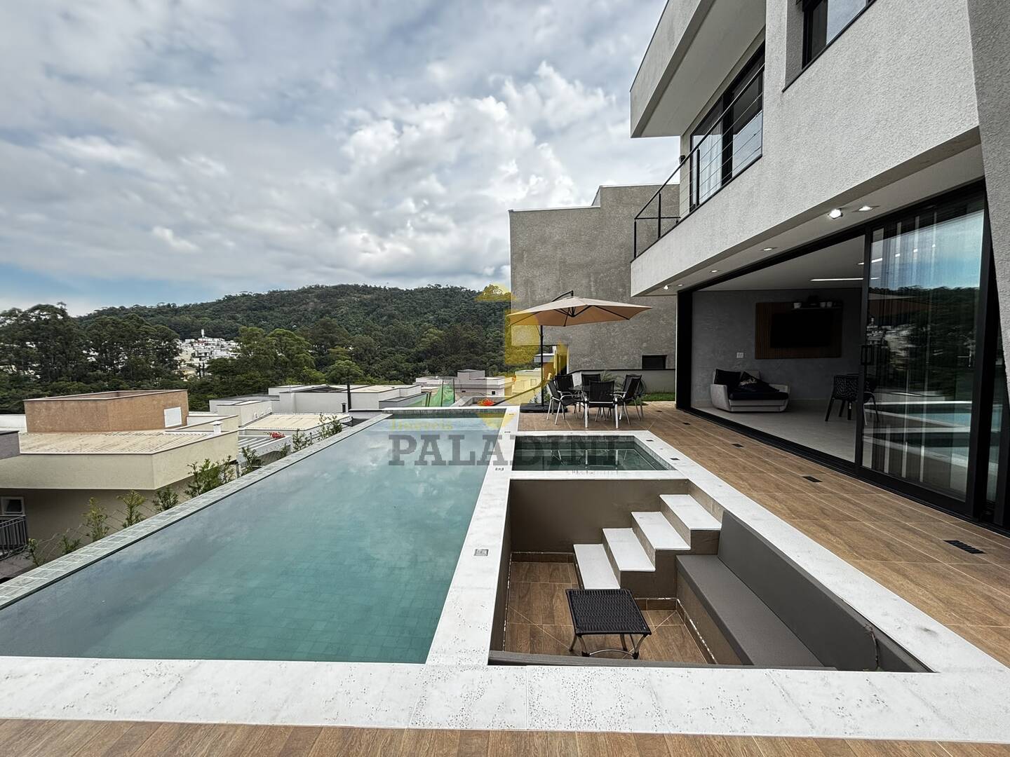 Casa, 4 quartos, 290 m² - Foto 24