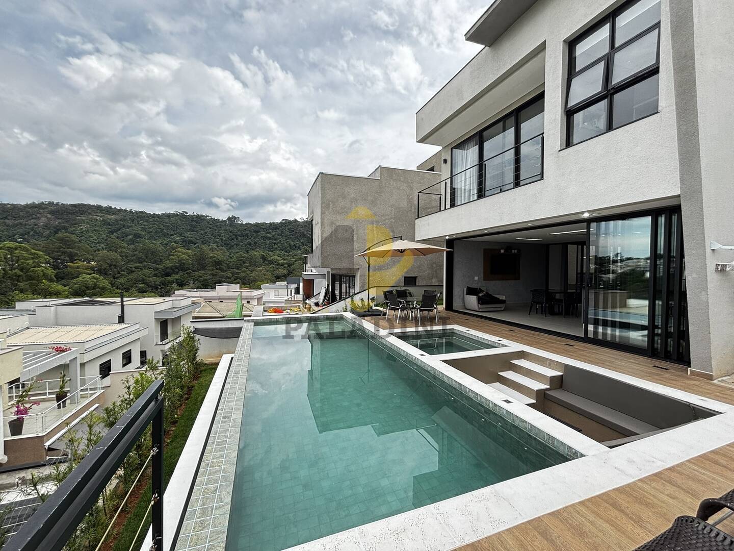 Casa, 4 quartos, 290 m² - Foto 25