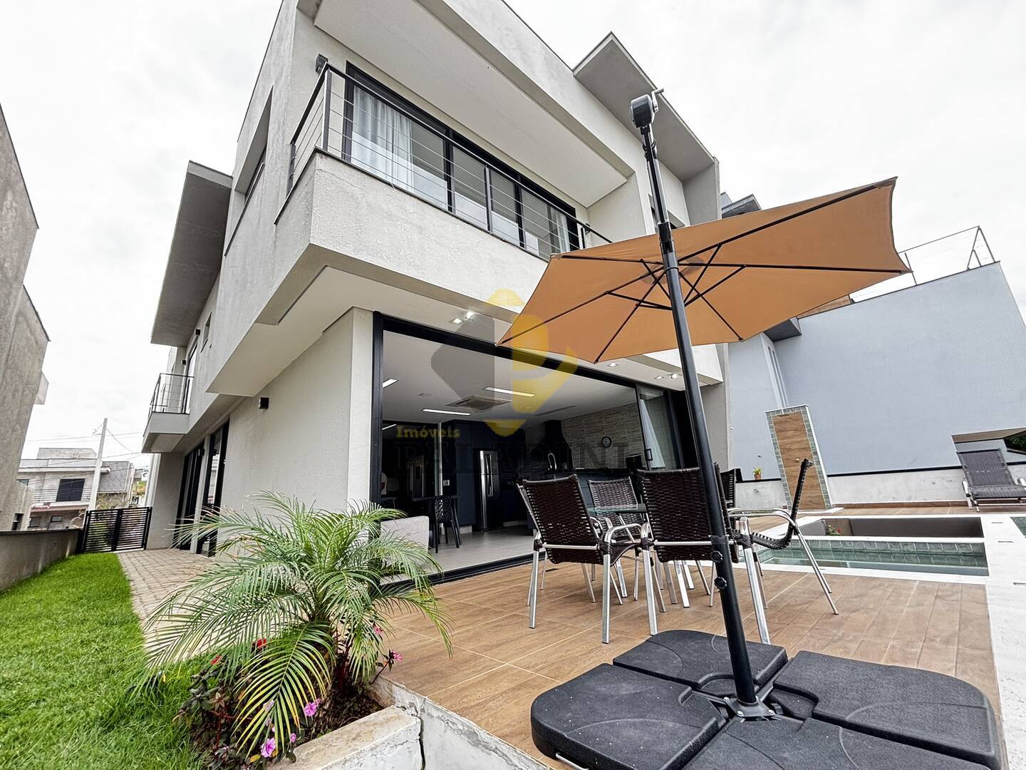 Casa, 4 quartos, 290 m² - Foto 33