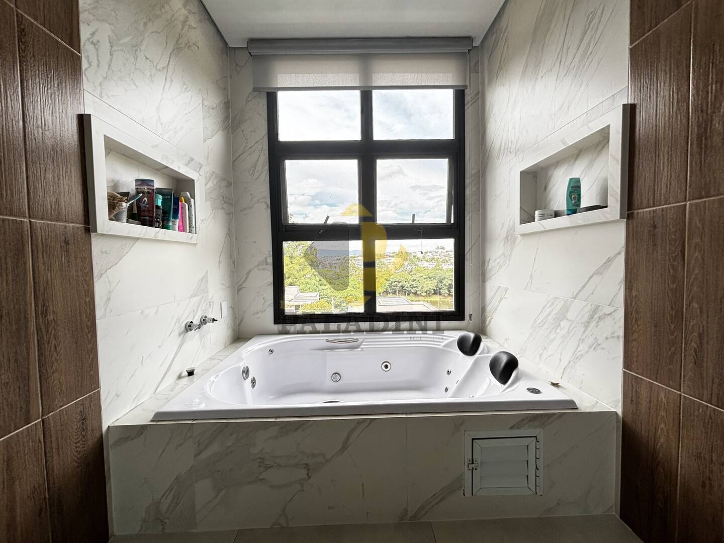 Casa, 4 quartos, 290 m² - Foto 57