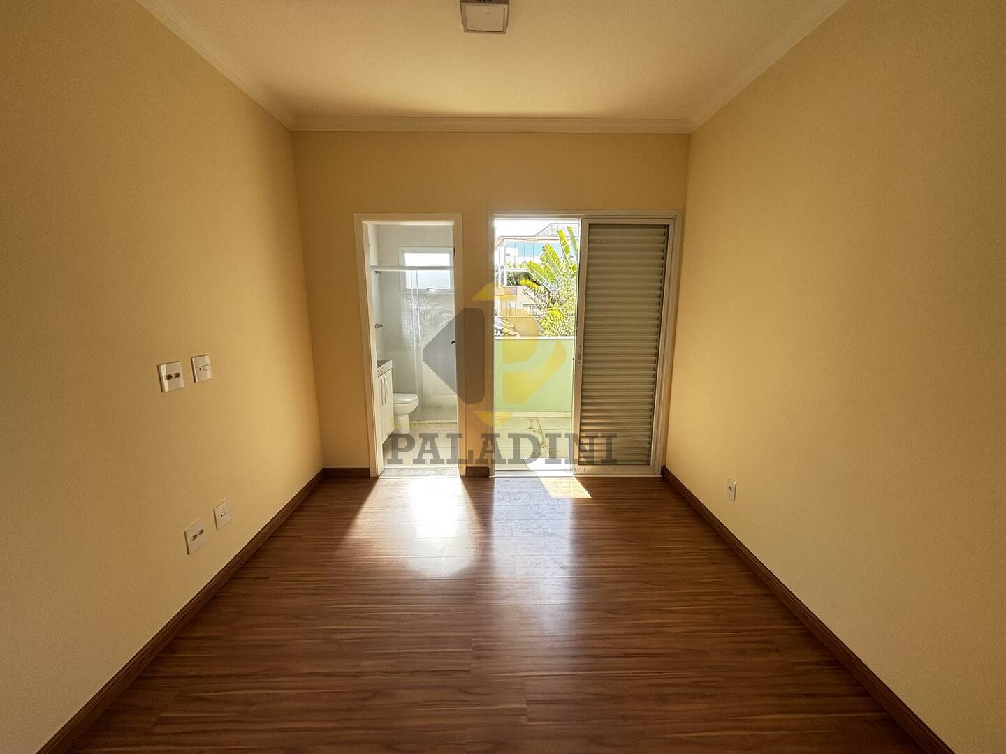 Casa à venda e aluguel com 3 quartos, 210m² - Foto 15