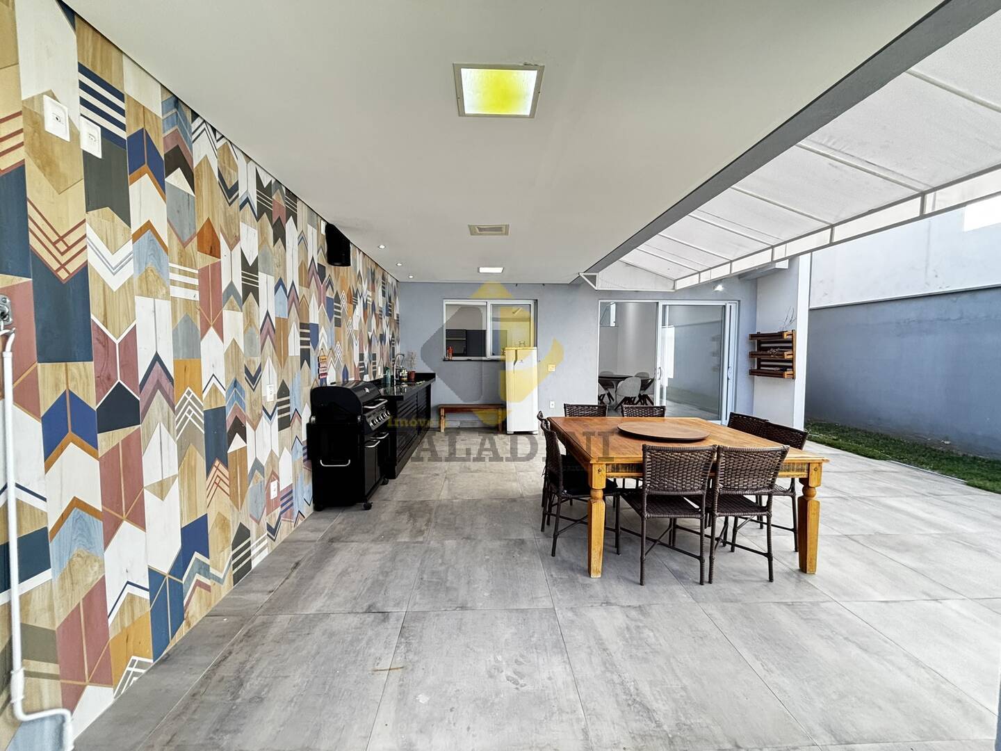 Casa, 4 quartos, 264 m² - Foto 4