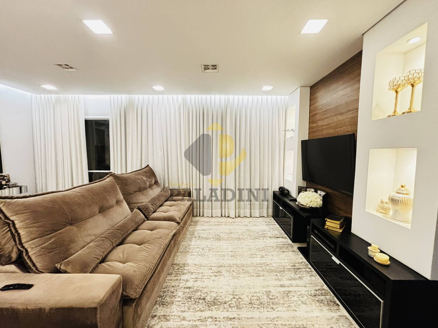 Apartamento para alugar com 2 quartos, 89m² - Foto 5