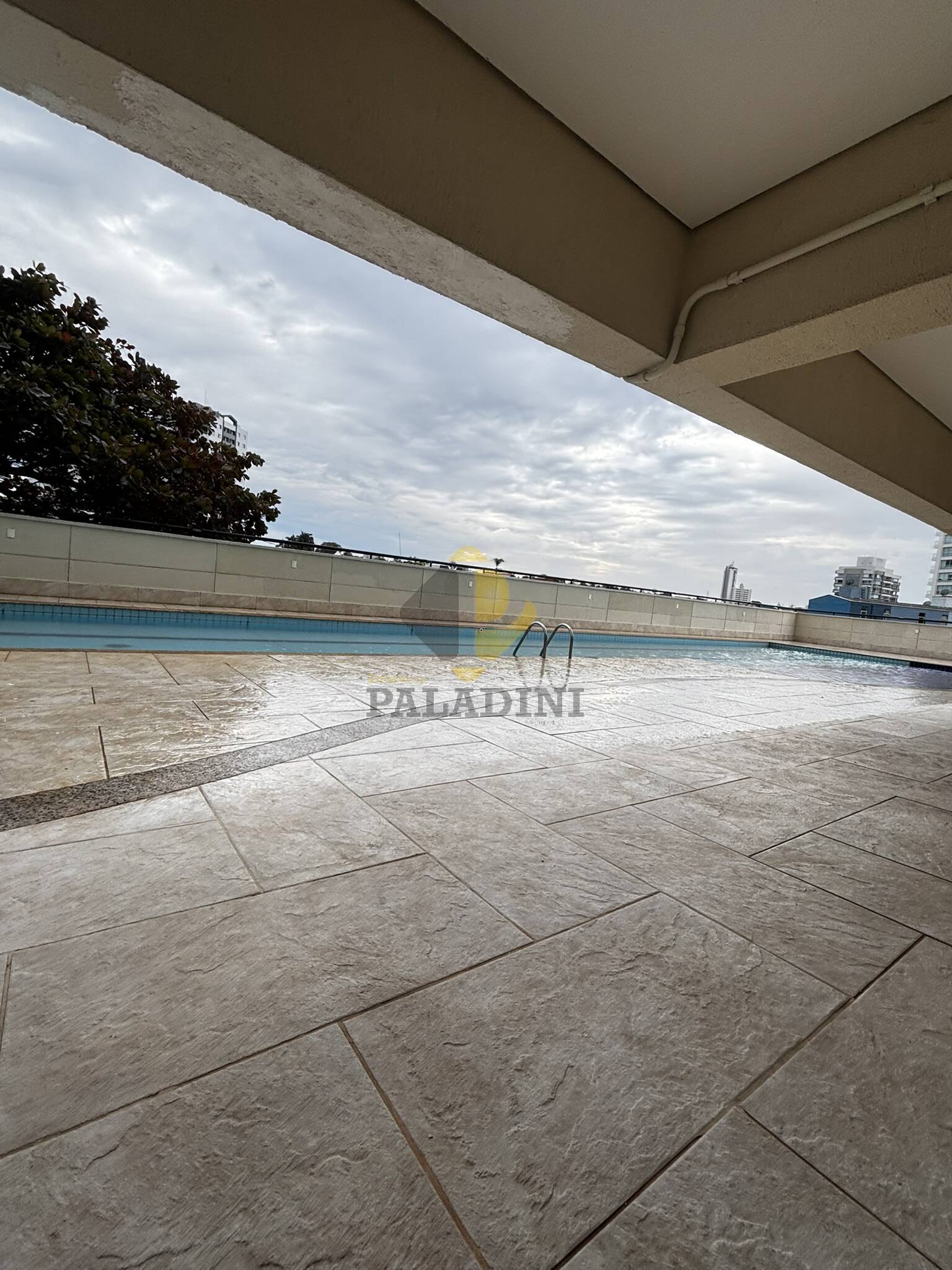 Apartamento para alugar com 2 quartos, 89m² - Foto 23