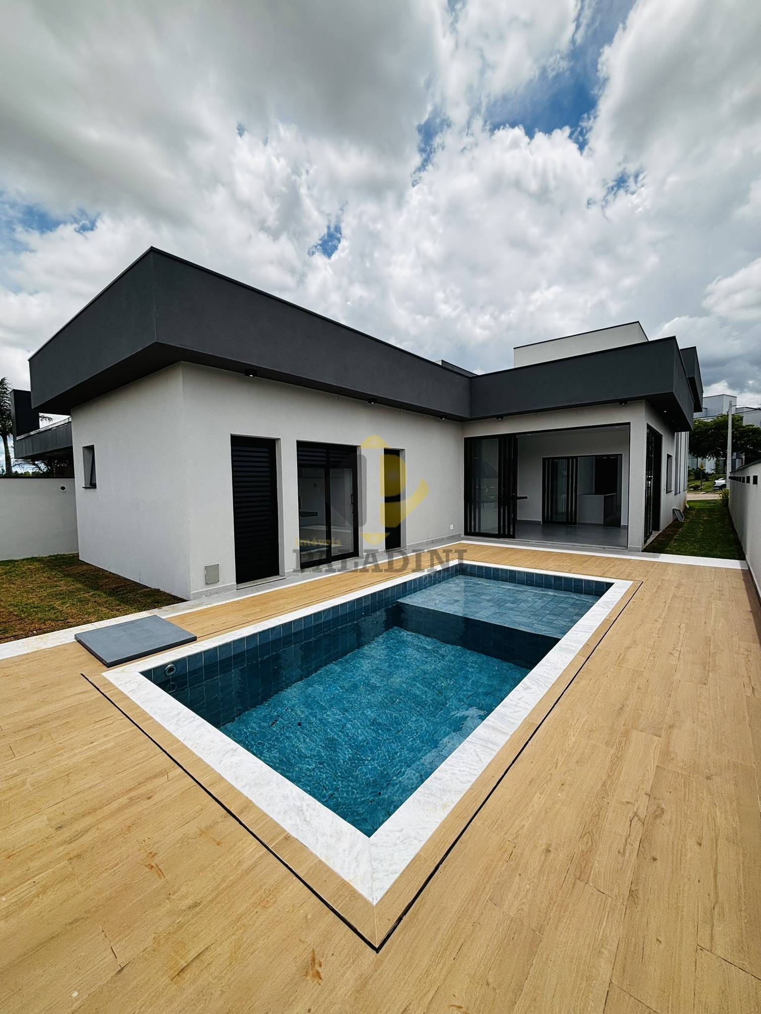 Casa, 3 quartos, 192 m² - Foto 12