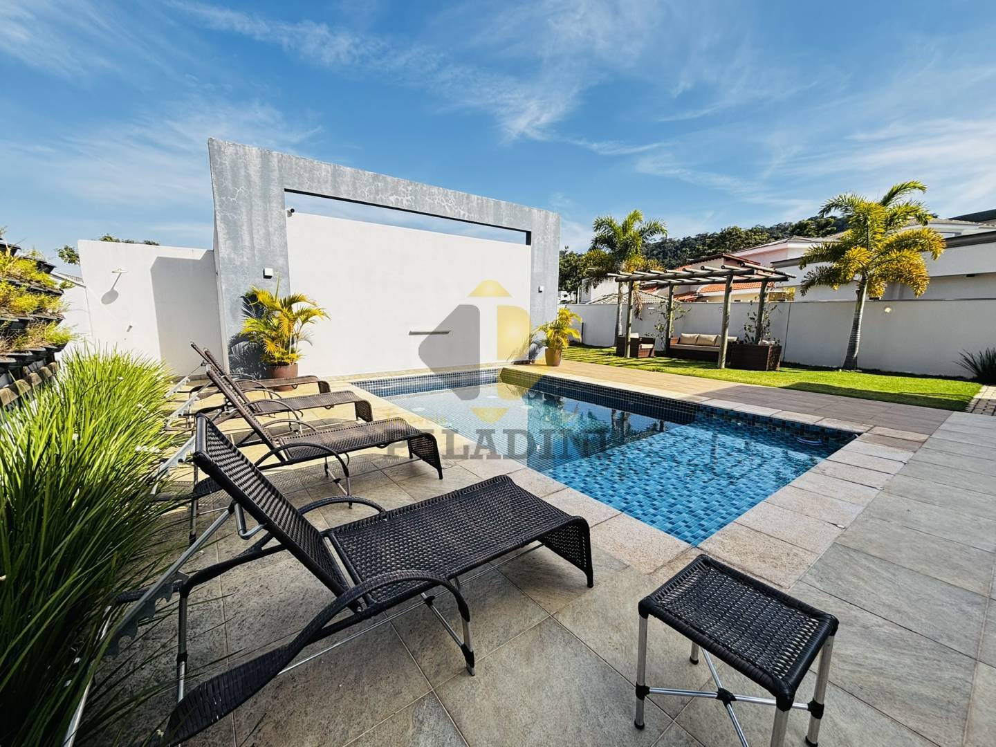 Casa, 3 quartos, 285 m² - Foto 3