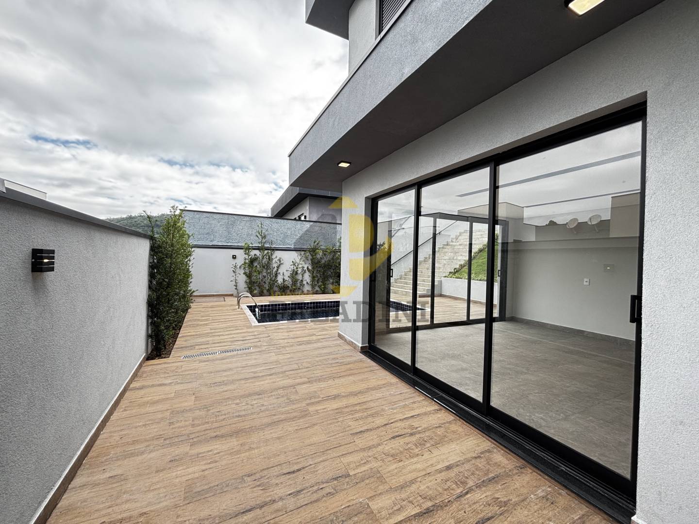 Casa, 4 quartos, 210 m² - Foto 24