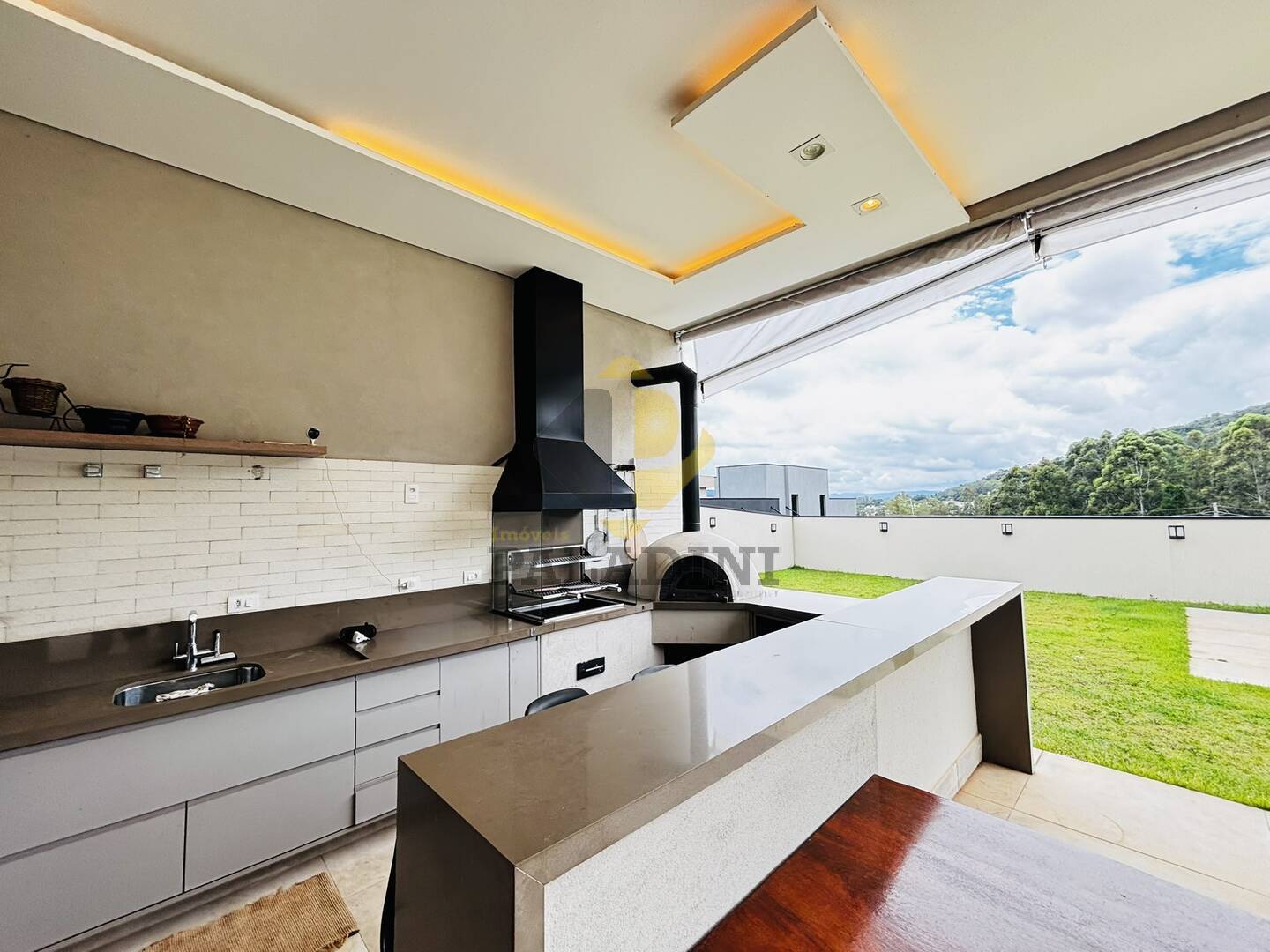 Casa, 4 quartos, 350 m² - Foto 9