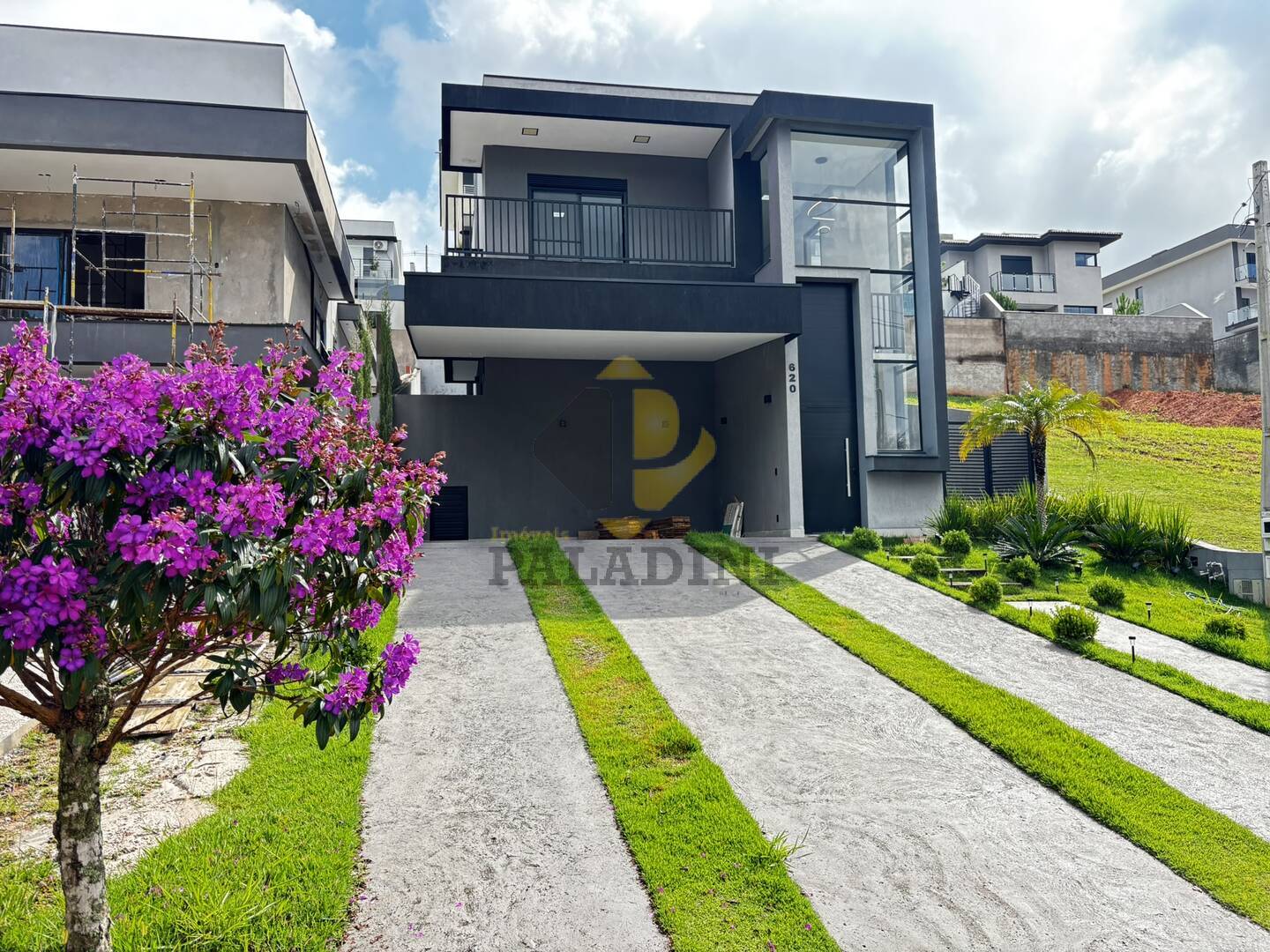 Casa, 3 quartos, 240 m² - Foto 2