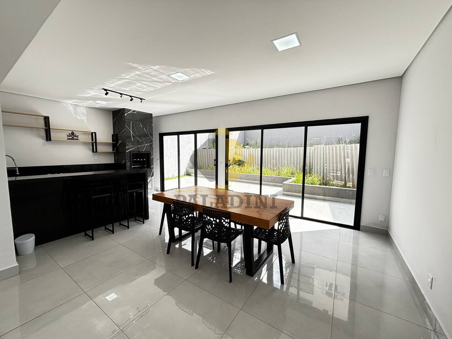 Casa, 3 quartos, 240 m² - Foto 12