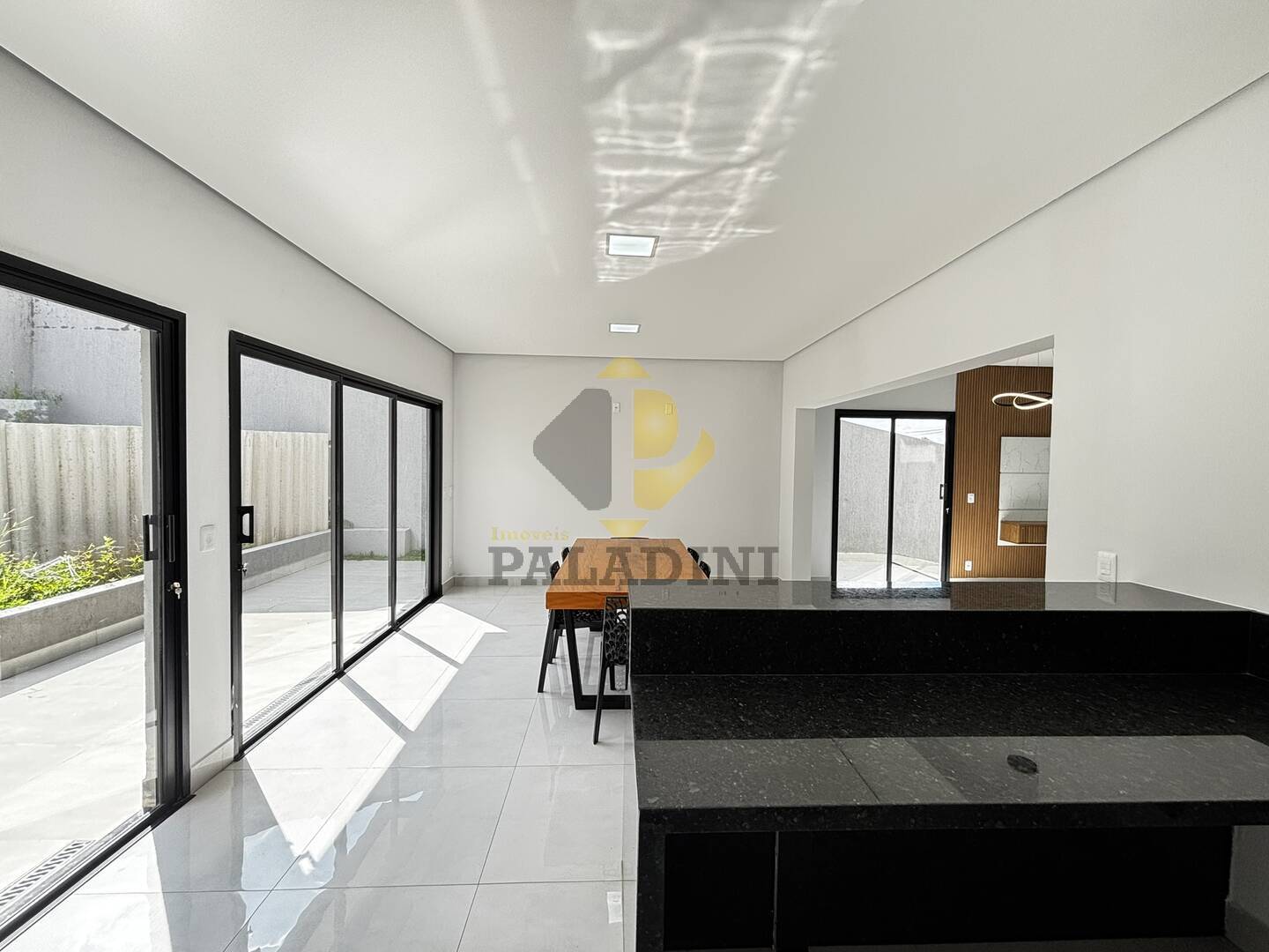 Casa, 3 quartos, 240 m² - Foto 16