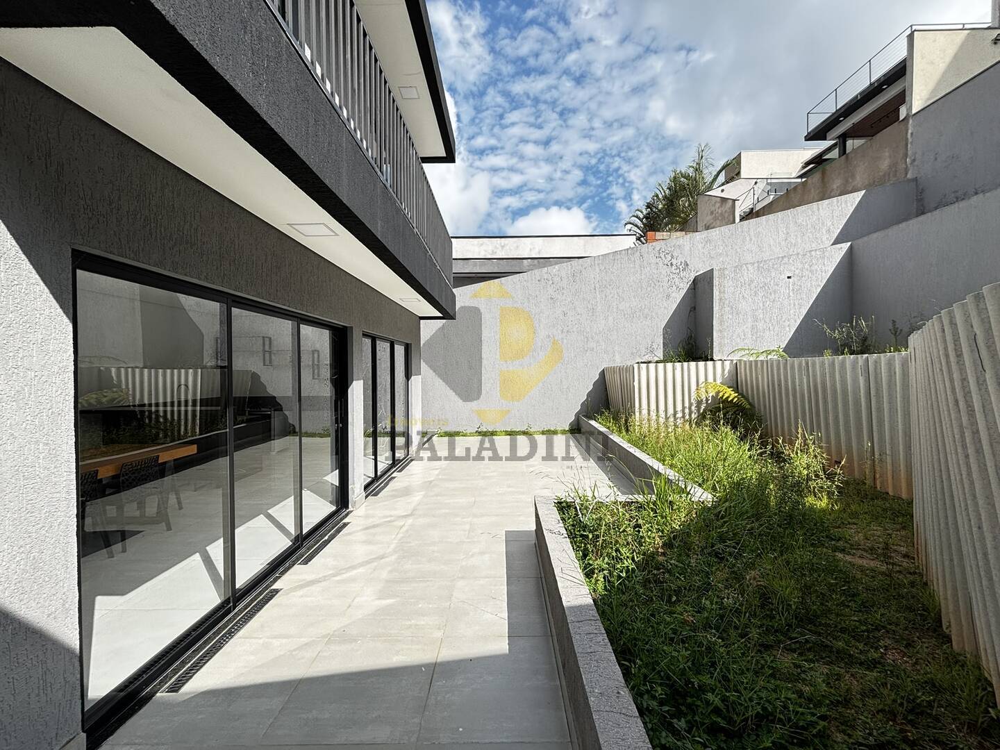 Casa, 3 quartos, 240 m² - Foto 21