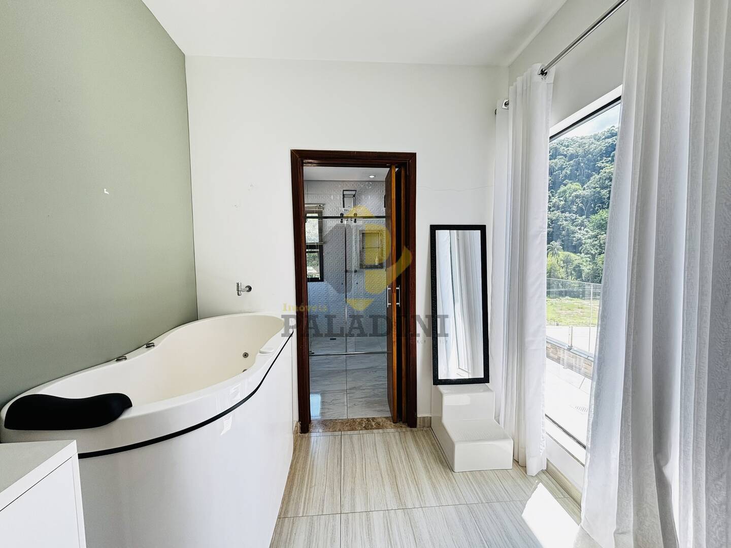 Casa, 3 quartos, 280 m² - Foto 28