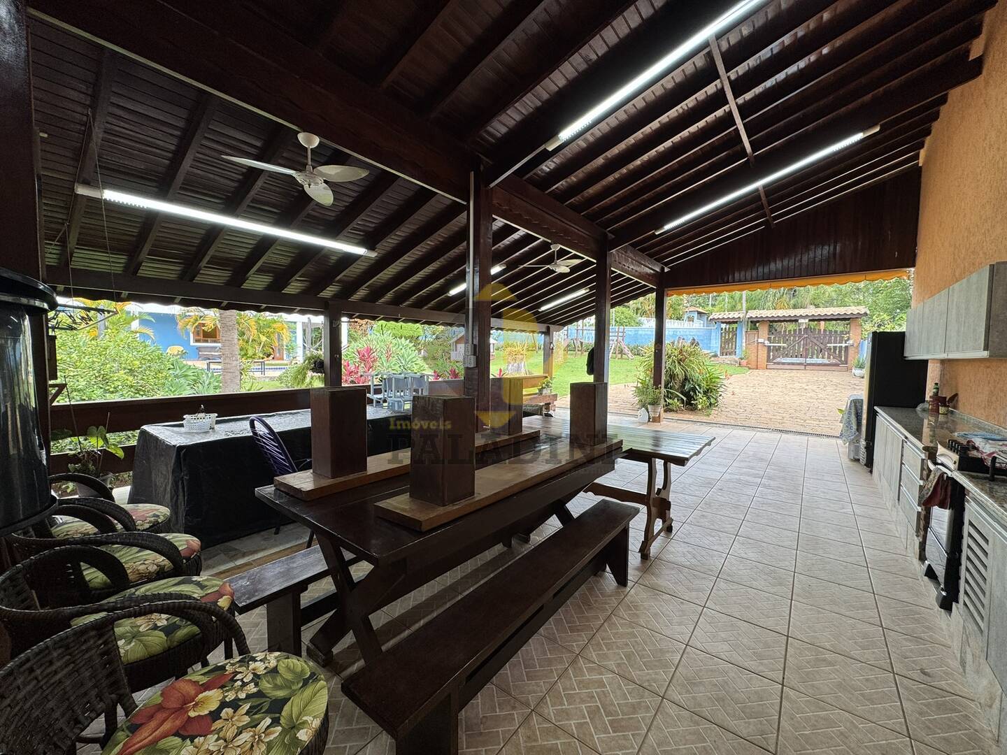 Sítio, 4 quartos, 1800 m² - Foto 12