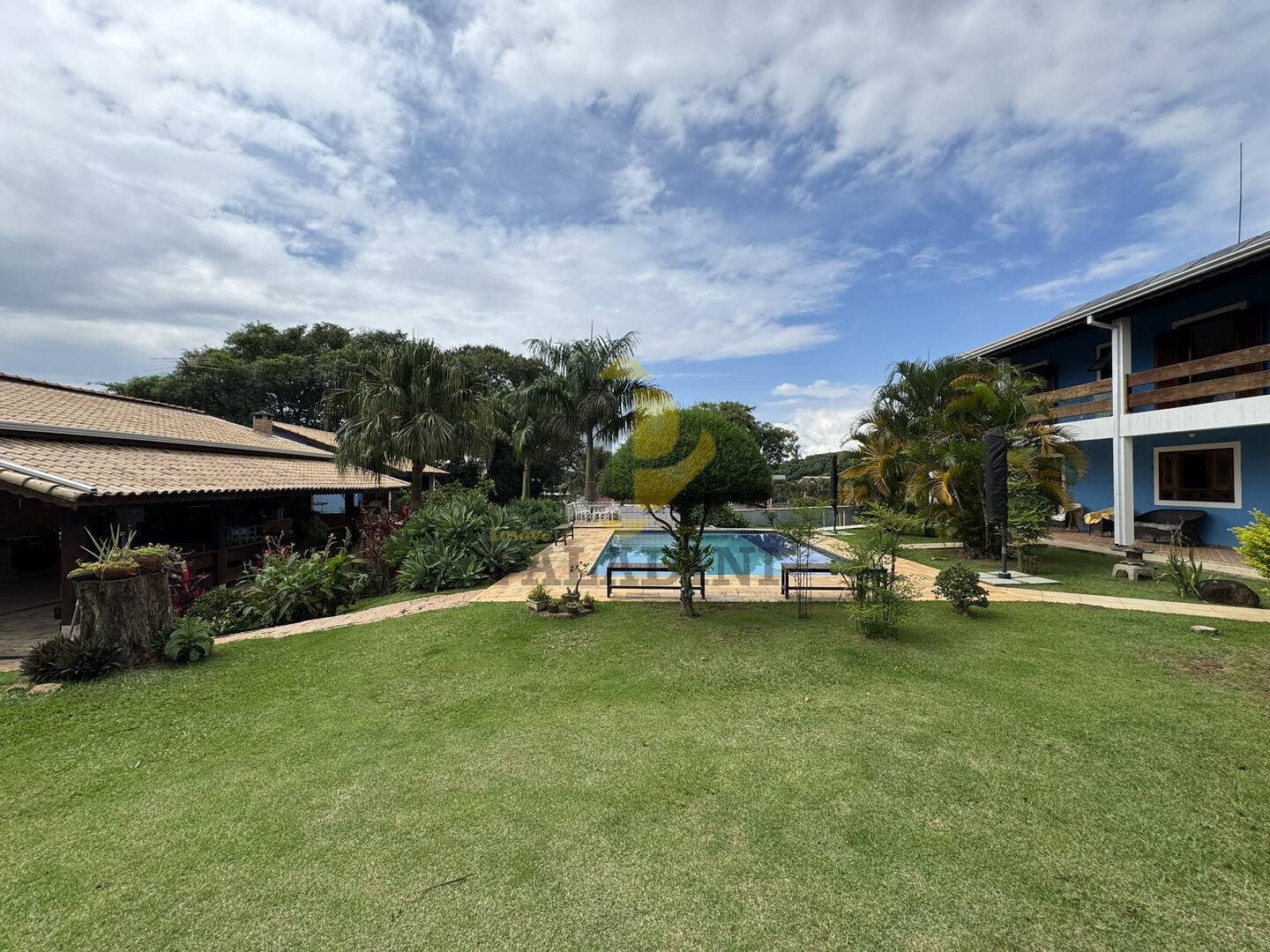 Sítio, 4 quartos, 1800 m² - Foto 3