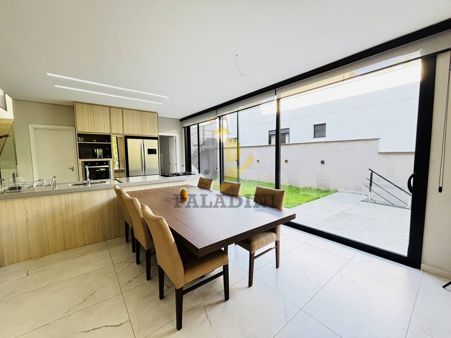Casa, 3 quartos, 250 m² - Foto 8