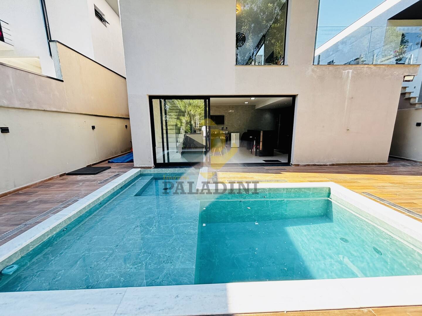 Casa, 3 quartos, 250 m² - Foto 35