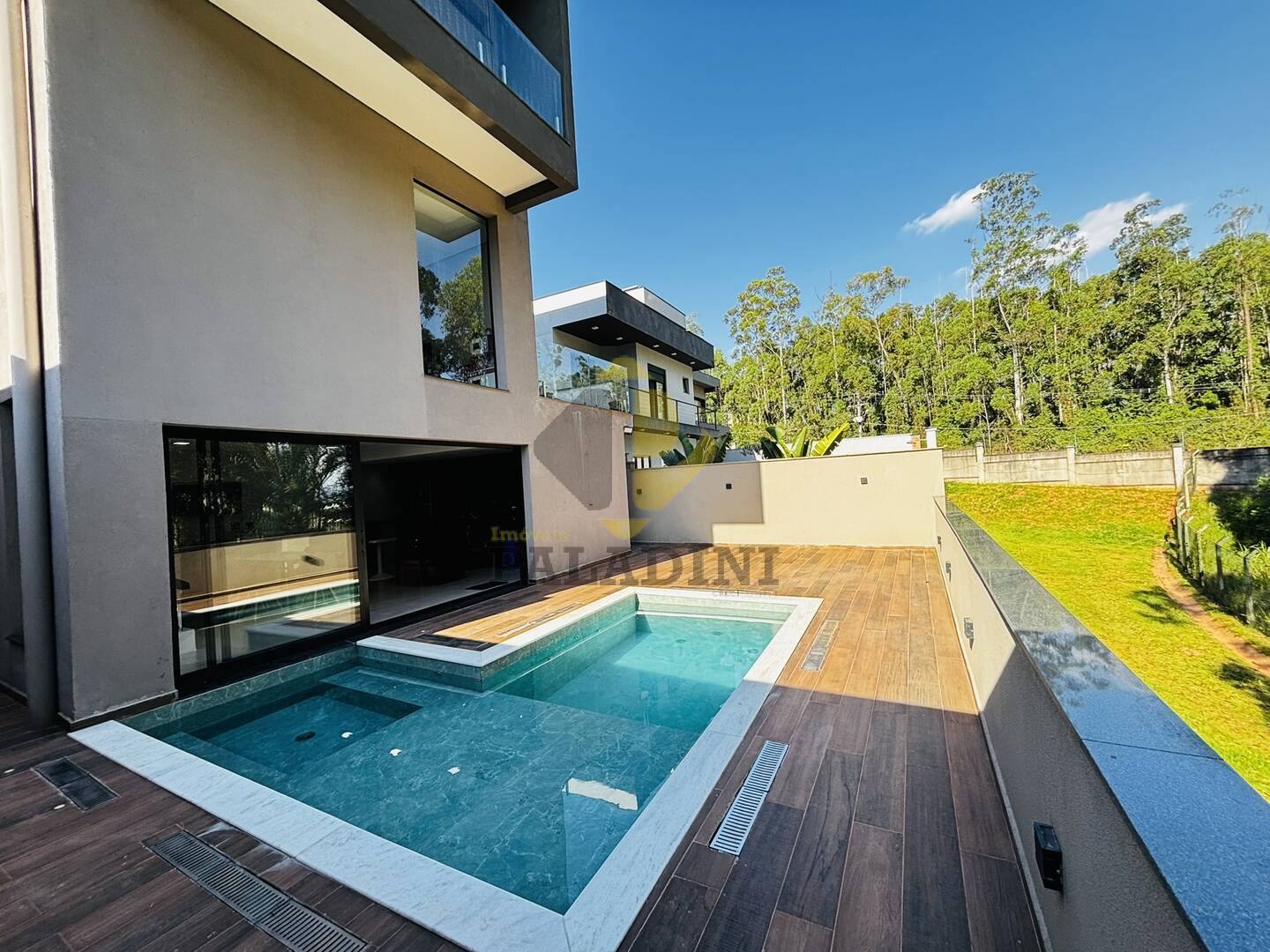 Casa, 3 quartos, 250 m² - Foto 33