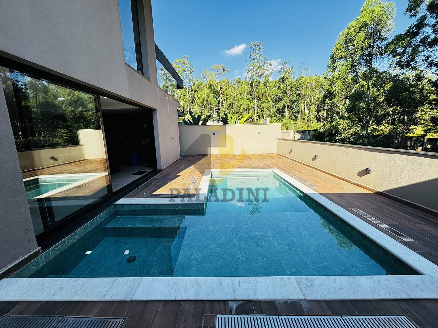 Casa, 3 quartos, 250 m² - Foto 3