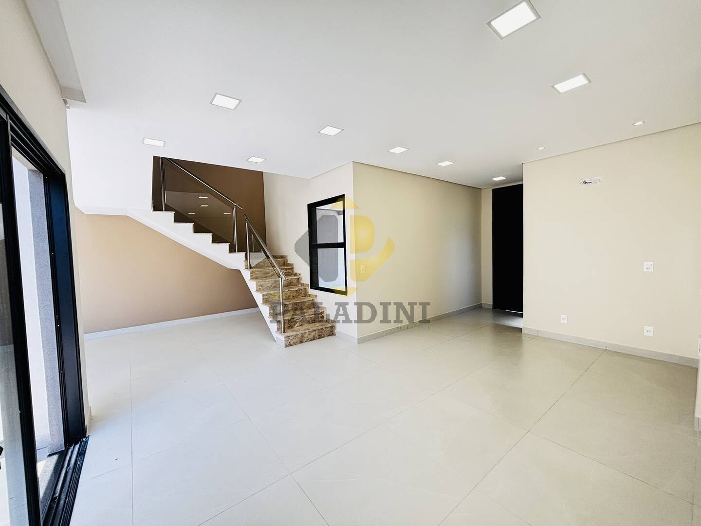 Casa, 3 quartos, 194 m² - Foto 6